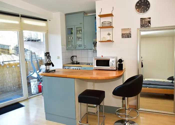 Mit Grossem Balkon Im Belgischen Viertel *