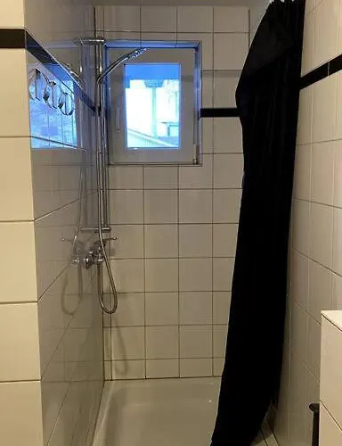 Mit Grossem Balkon Im Belgischen Viertel *